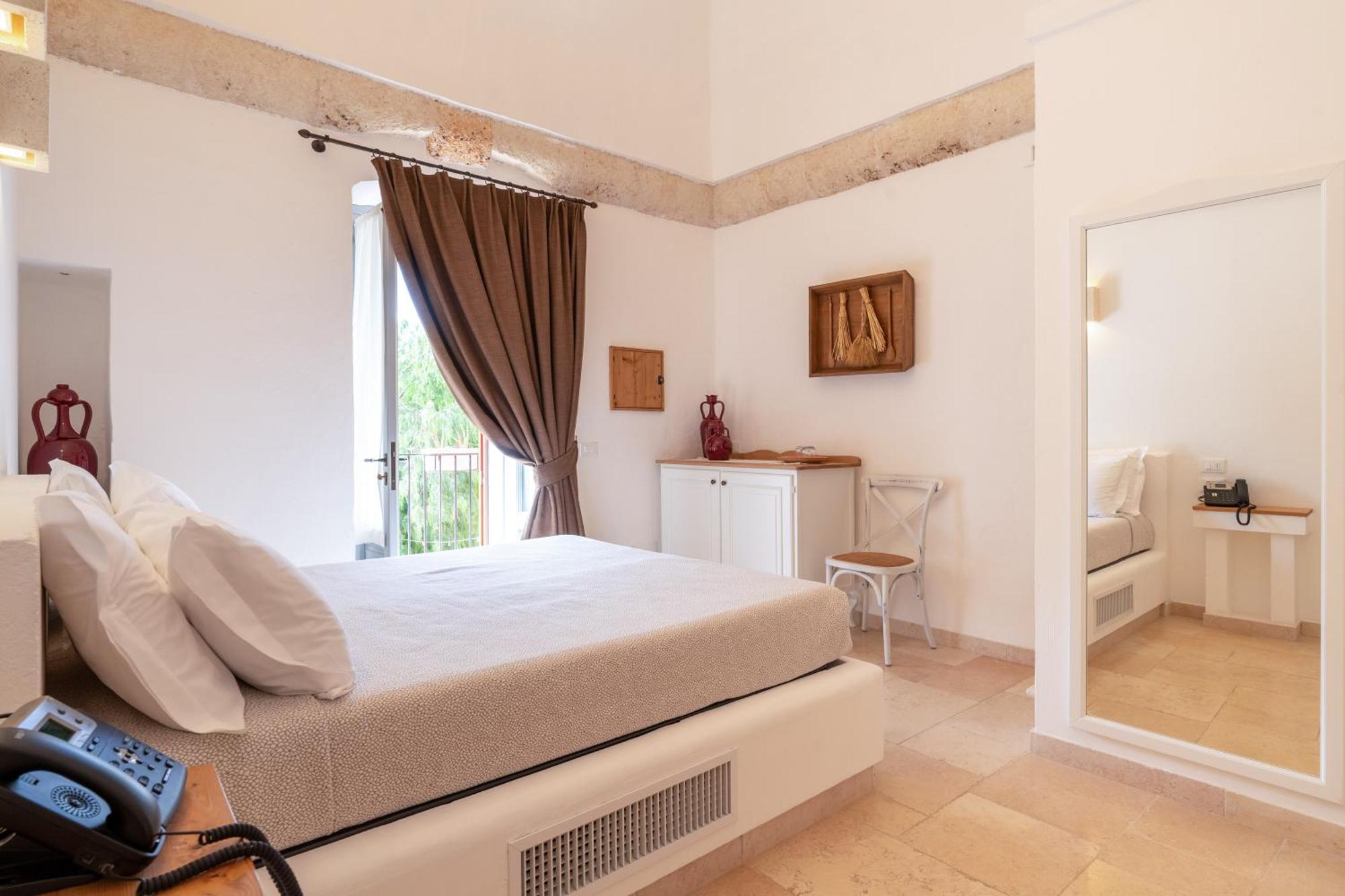 Masseria Torre Rossa *